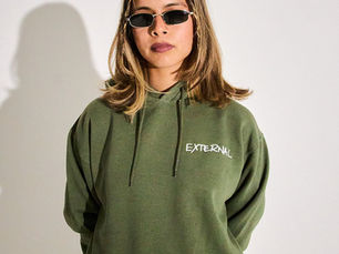 The Ultimate Comfort Travel Hoodie You’ll Never Want to Fly Without!