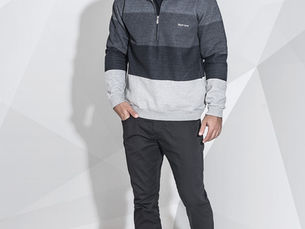 Difference Between Sweatshirt and Hoodie