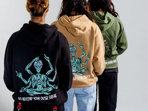 Hoodie vs Jacket: Who Will Win the Style Battle of 2025?
