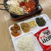 26.04.23(목) 충북 음성군에 소재한 사업장에서 "돼지고기 김치전골"을 제공했어요~ 