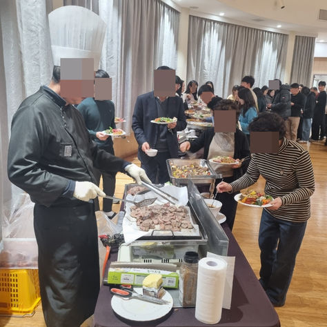 26.02.06(금) 서울 종로구에 소재한 사업장에서 임직원 퇴임식 뷔폐를 실시했어요~