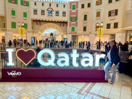 An "I heart Qatar" sign 