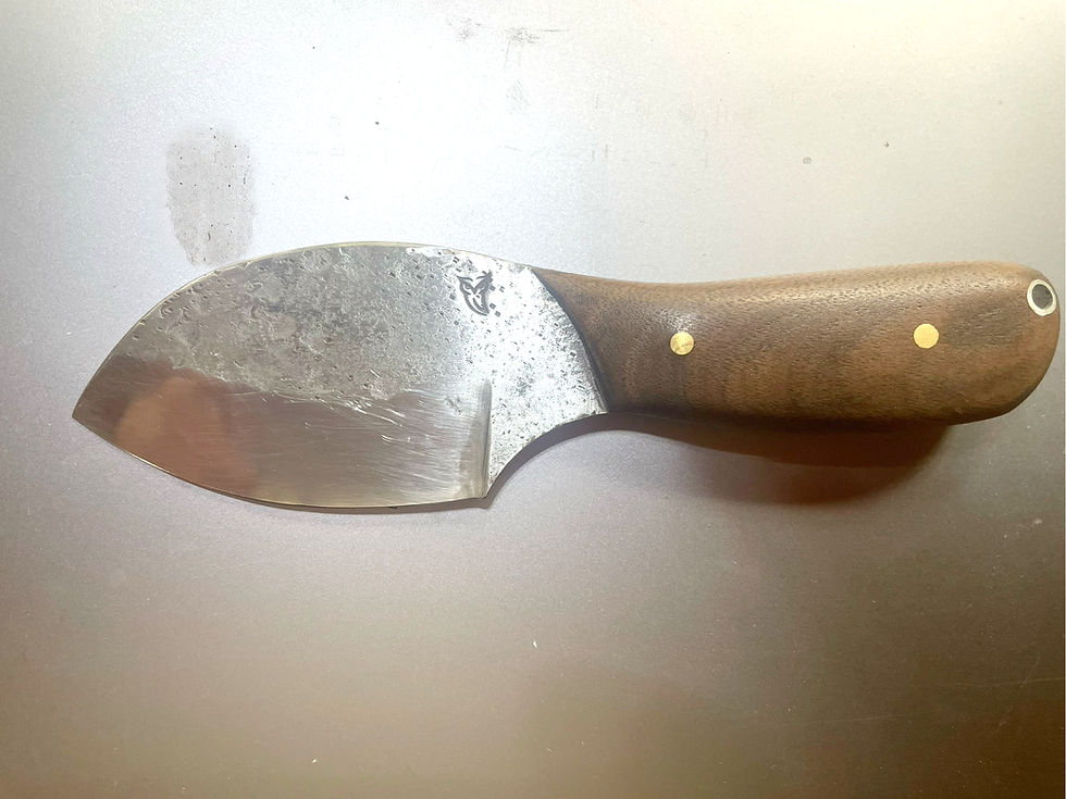 Cheese knife d_edited.jpg
