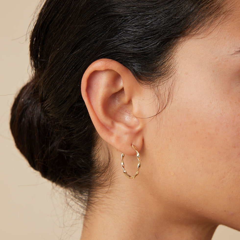 Earrings - Twist Large Hoops in Solid Gold - Hoop Earrings - Astrid &amp; Miyu