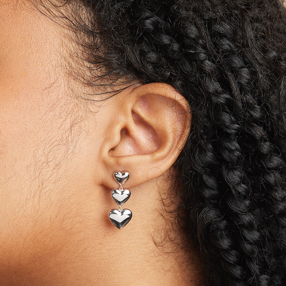 Miniatura: Earrings - Heart Drop Stud Earrings in Silver - Stud Earrings - Astrid &amp; Miyu