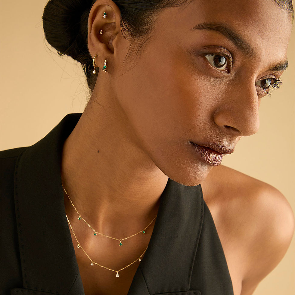 Miniatura: Earrings - Diamond Charm Huggies in Solid Gold - Huggies - Astrid &amp; Miyu