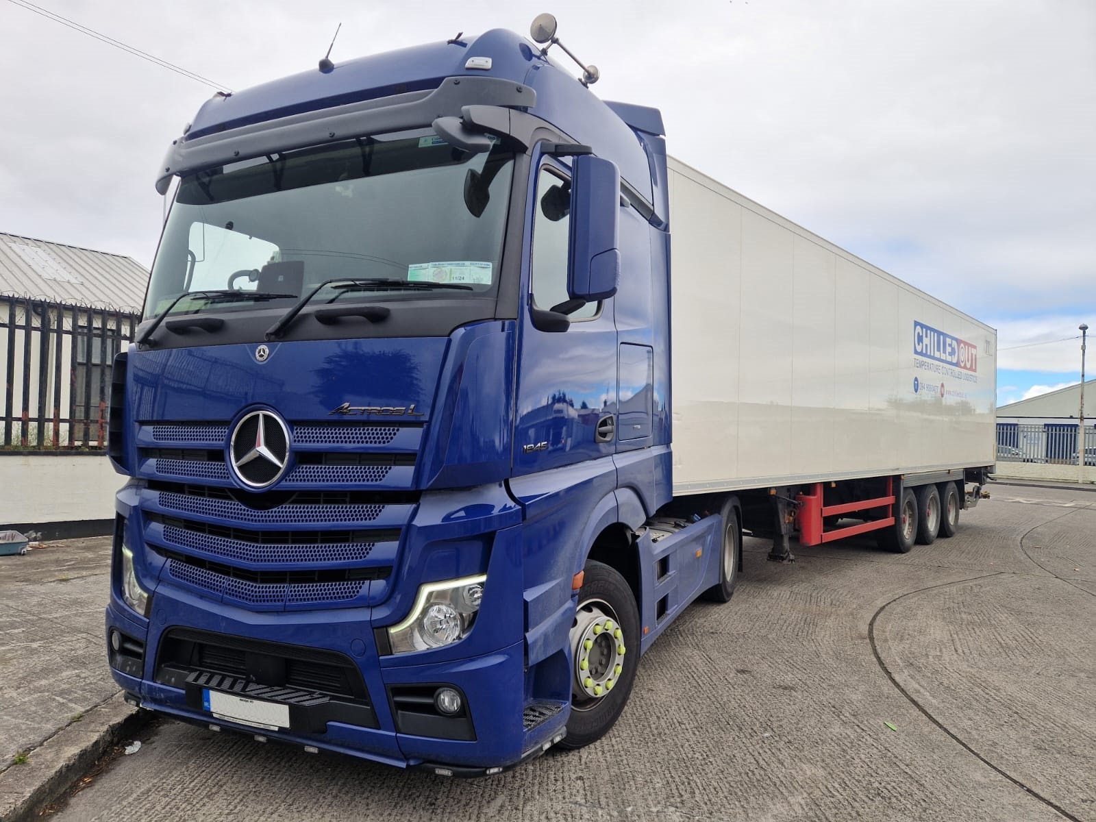 WhatsApp Image 2025-04-07 at 11.22.22_7fbea98f.jpg