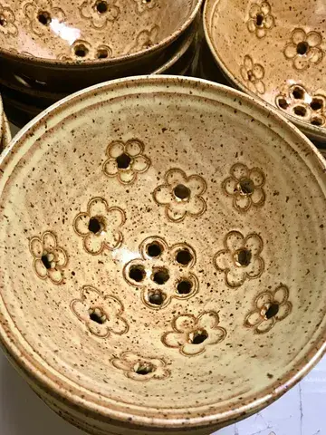 Thumbnail: Berry Bowls - Bari Moss