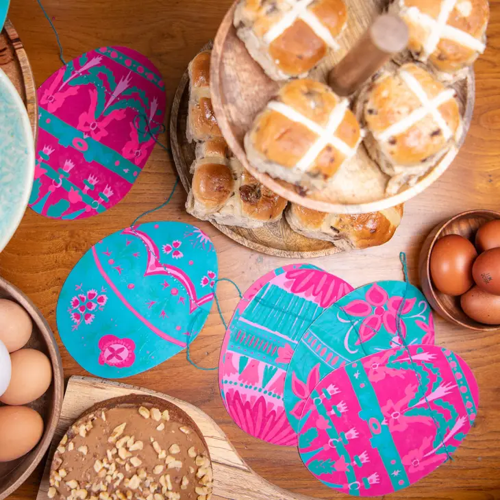 East End Press Easter Egg Garland