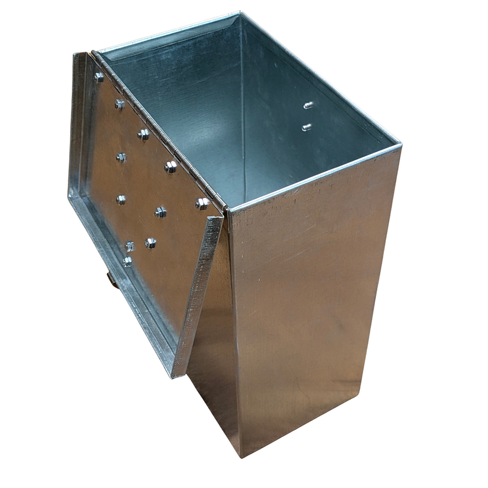 Thumbnail: Beekeeping smoker transport box showing lid opened.