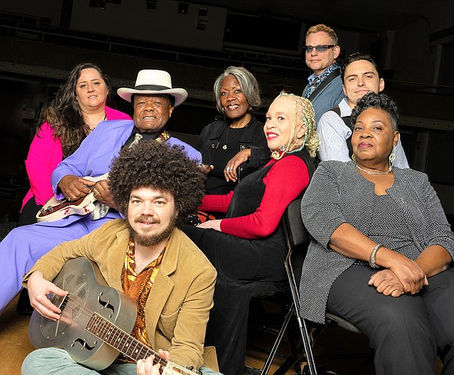 Soul Queens & Blues Kings Take the stage