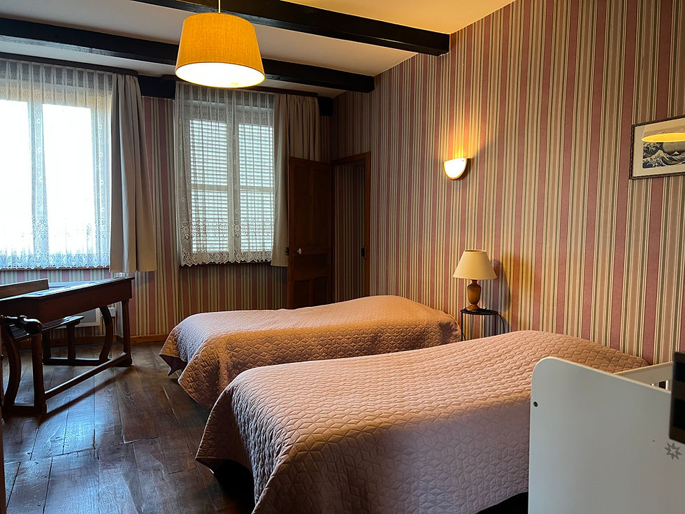 Chambre attenante avec deux lits simples (90 x 190)