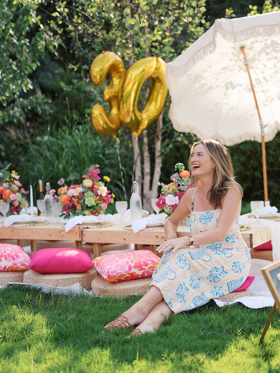 Jenny enjoying her photo session at her luxury picnic setup 