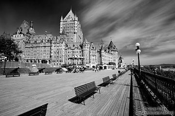 Quebec-Frontenac-castle-bw-8111.jpg