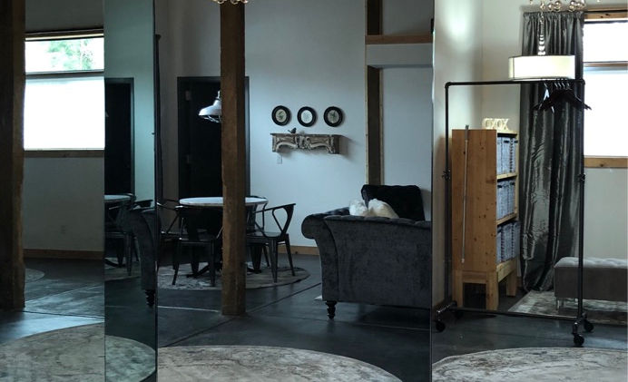 Liljebeck-Farms-Wedding-Venue-In-Washington-State-Prep-Suite