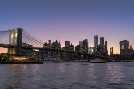 Brooklyn Bridge in Dumbo