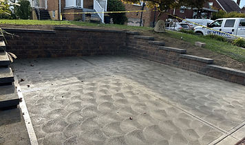 retaining wall.jpg