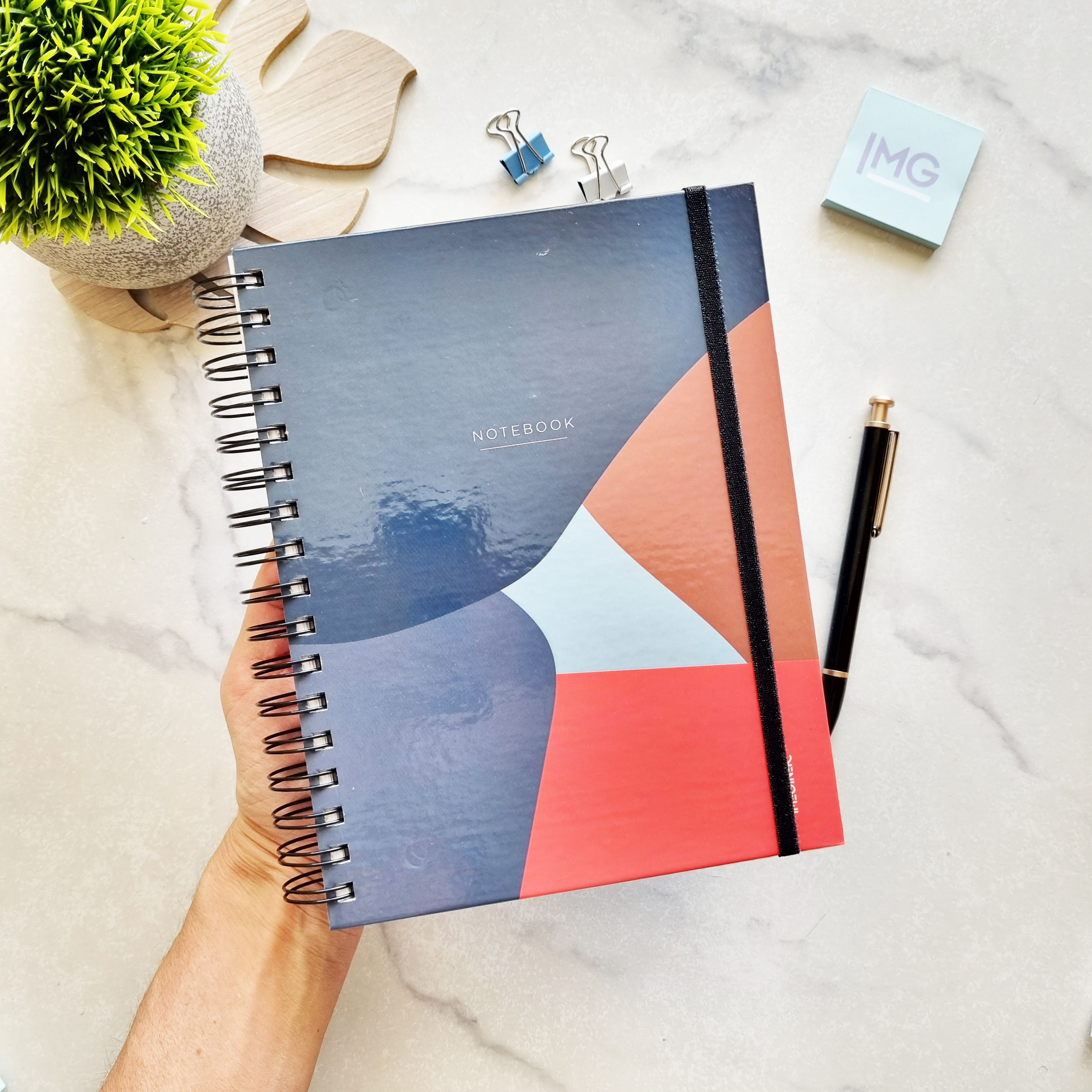 Agenda N8 (18x22.5cm) URBAN MEN Red