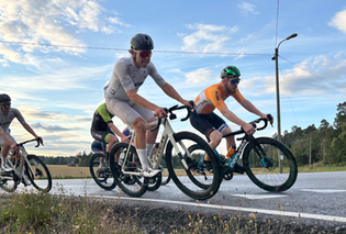 Jaakko Sillankorva ajoi aluemestaruuteen JäPy:n Foxcomp-kilpailussa 26.8.2025