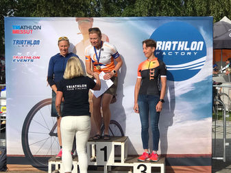 JäPyn triathlonisteille kaksi SM-kultamitalia Lohjalla!