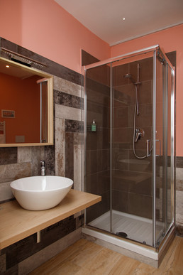 Bagno della stanza rosa
