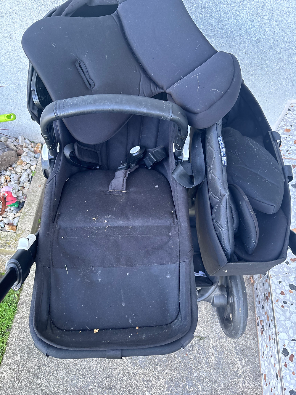 Premium baby pram detailing and sanitising service in Melbourne