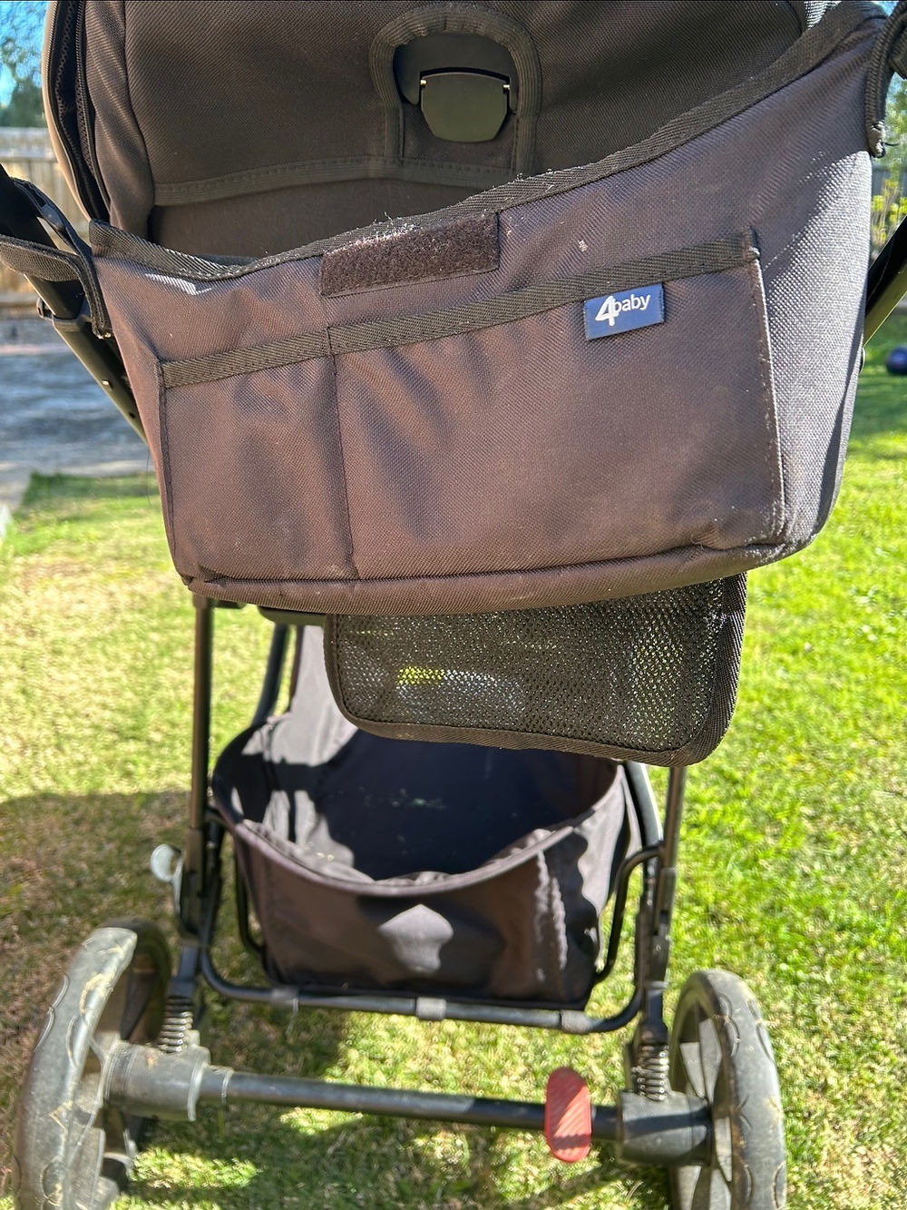 Premium baby pram detailing and sanitising service in Melbourne