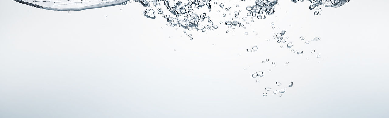 水