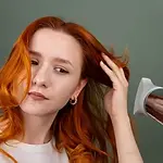 4-product-benefit-Glow-blow-dry.webp