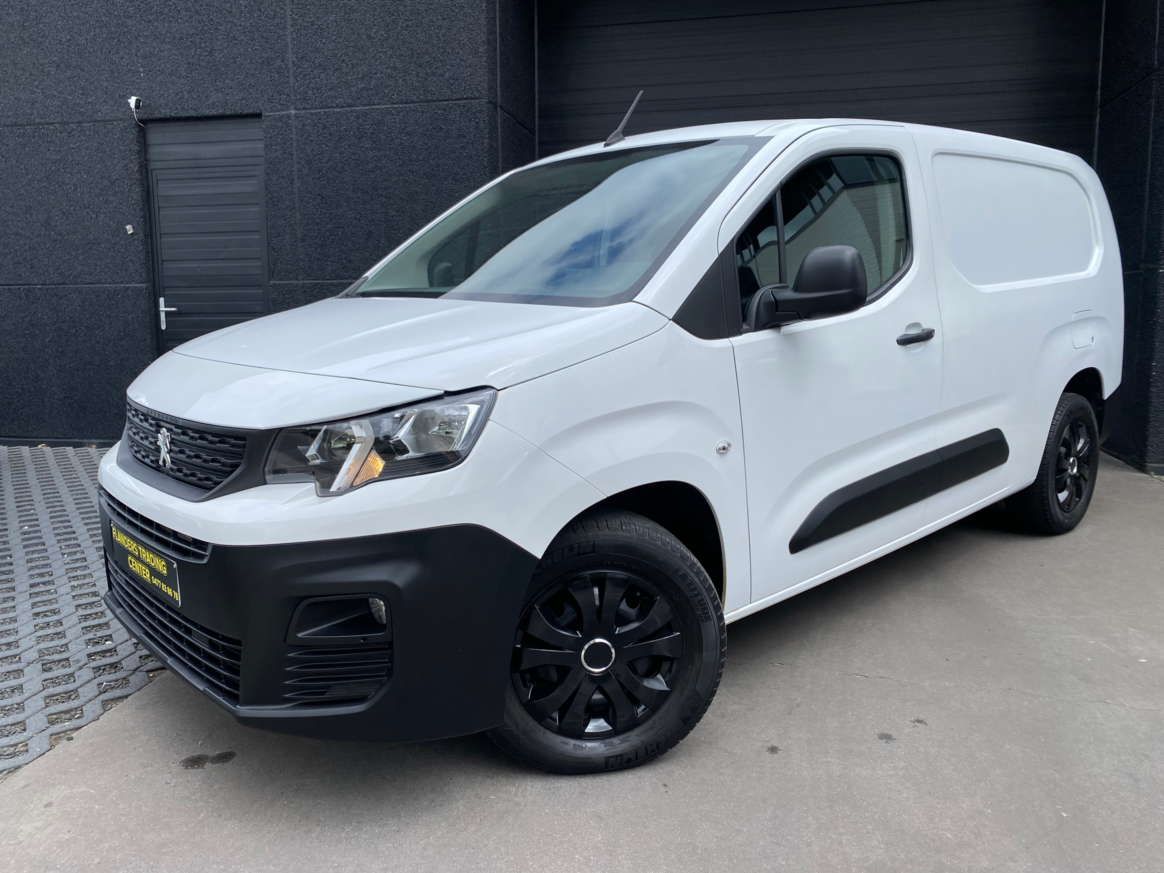 peugeot partner 1.5d - lengte 2 - 3 zit