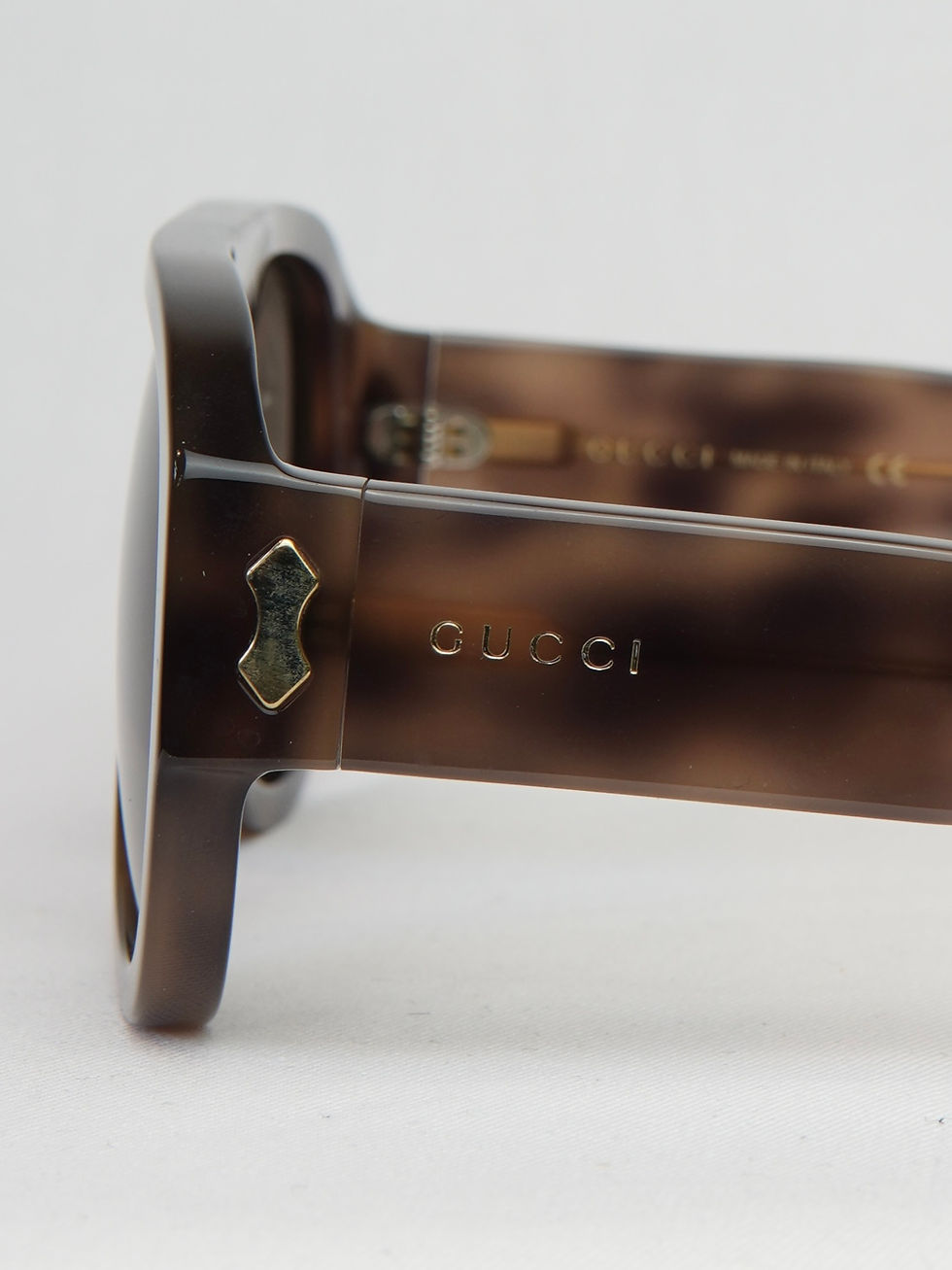Thumbnail: Gucci Big Sunglasses