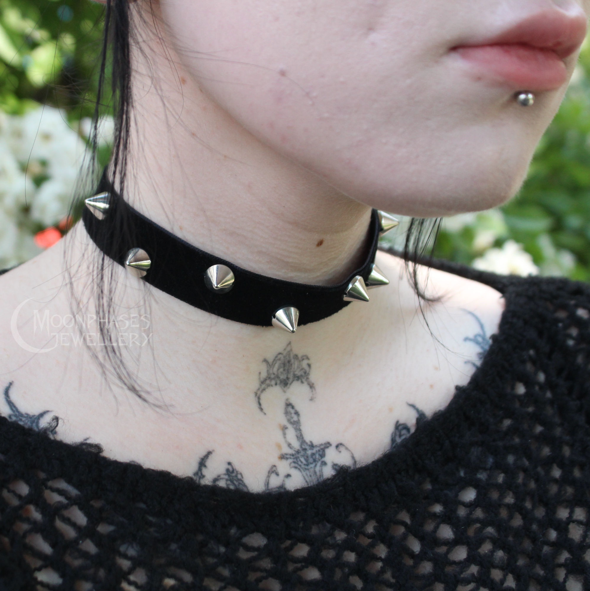 Чокер шипований широкий