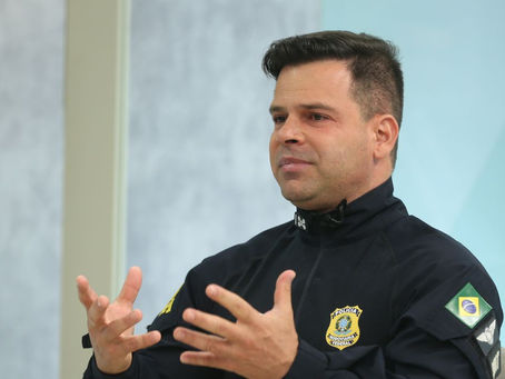 Ex-diretor da PRF é preso em operação que investiga interferência nas eleições