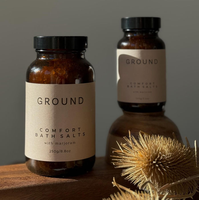 GROUND Wellbeingのバスソルト。ストレスを和らげ、心身を整えるリチュアルケア製品。