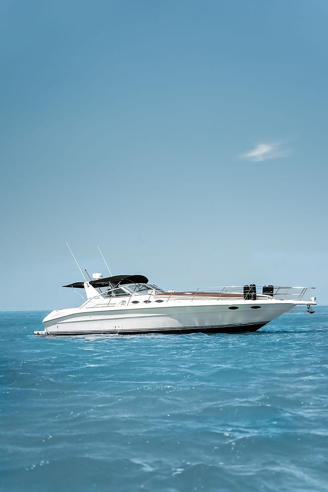 Navigate with class Own a yacht for one day