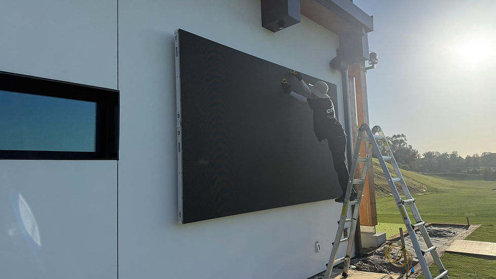 Outdoor LED Display Installation for a Golf Club