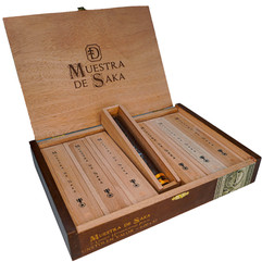 Muestra De Saka Dunbarten Box Premium Cigars Online