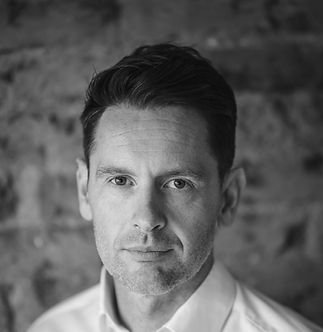 John-Buckley-Portraits-2022-Sept-low-res-68_edited_edited_edited.jpg