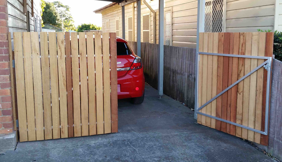 Gate construction