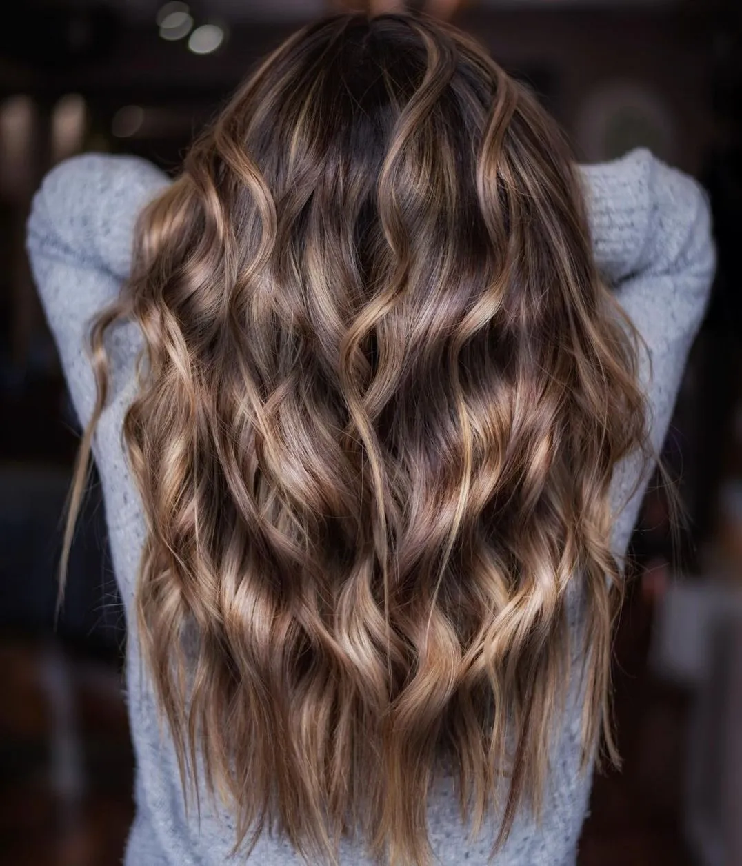 3-ash-hair-color-CLXuDGjsxFX.webp