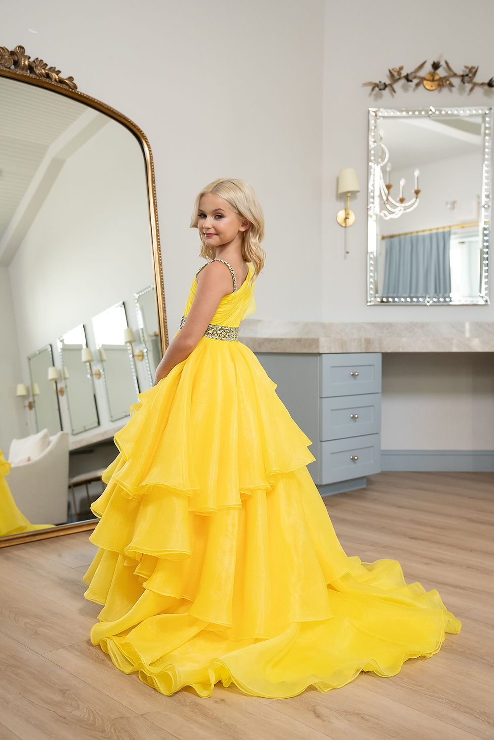 Thumbnail: Rachel Allan | 10260