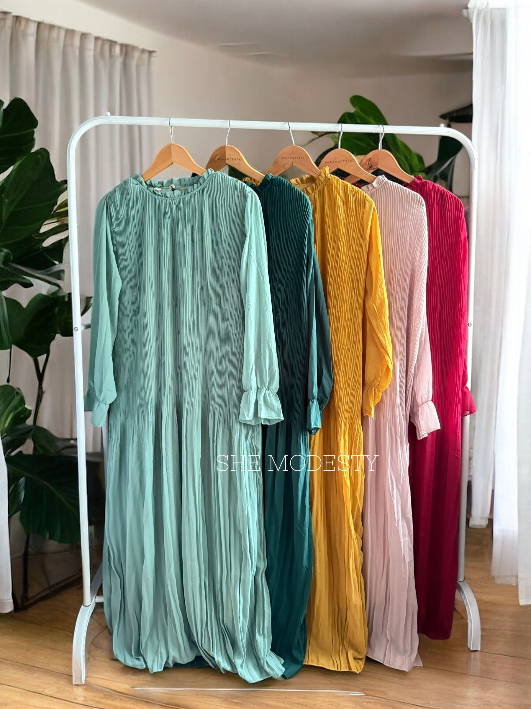 12598- SEMI RIBBED GOWN