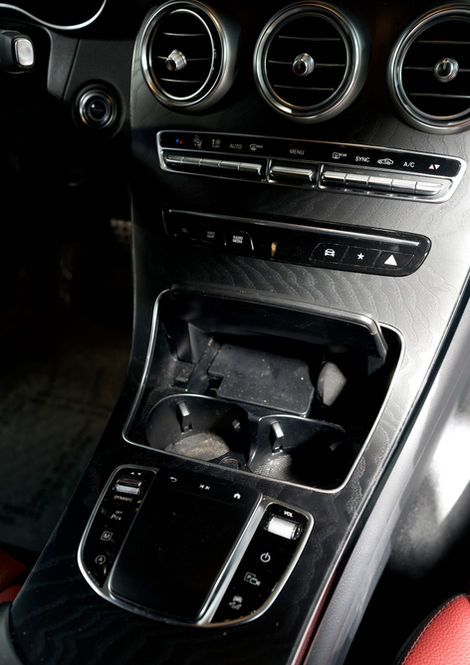Truck bed detail and wash with shine-enhancing finish