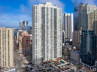 one-superior-place-chicago-il-building-photo.jpg