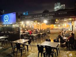 6 Things Singaporeans Secretly Love About JB (But Will NEVER Admit)