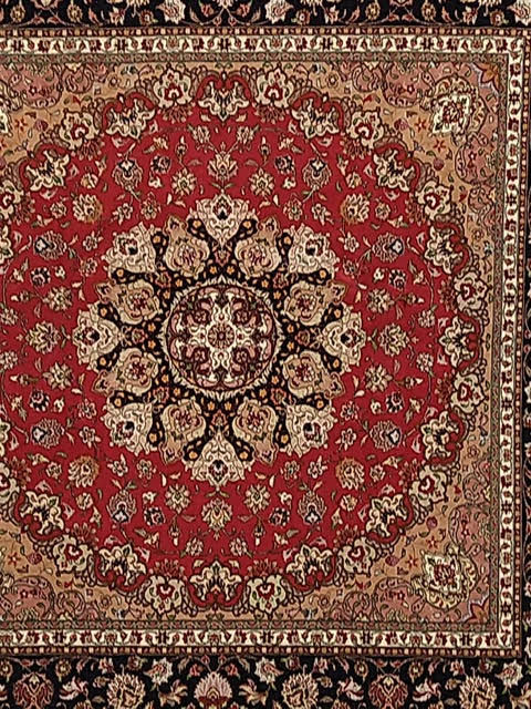 Thumbnail: Square Persian Tabriz