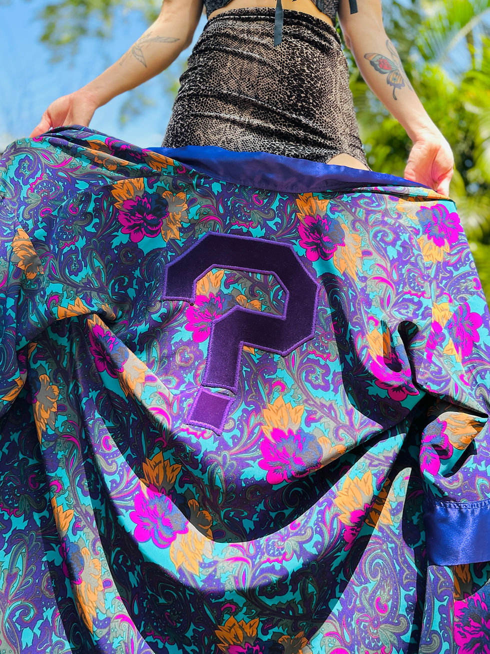 Thumbnail: OOAK Floral Paisley Tipper ? Robe - OSFM