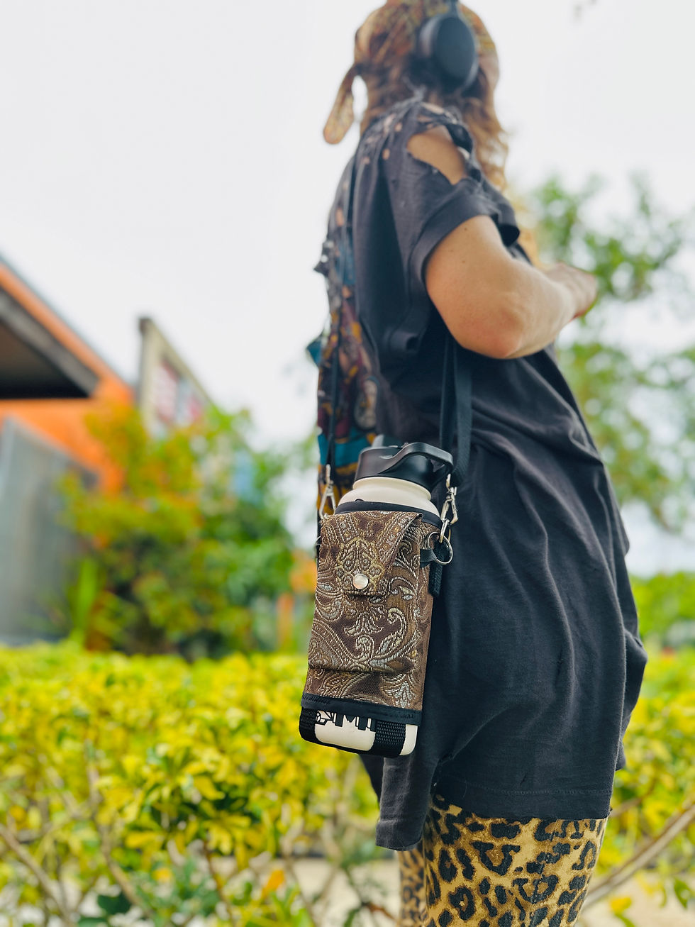 Thumbnail: Amante x RT Bottle Bag w/ Pouch - 32/40 oz