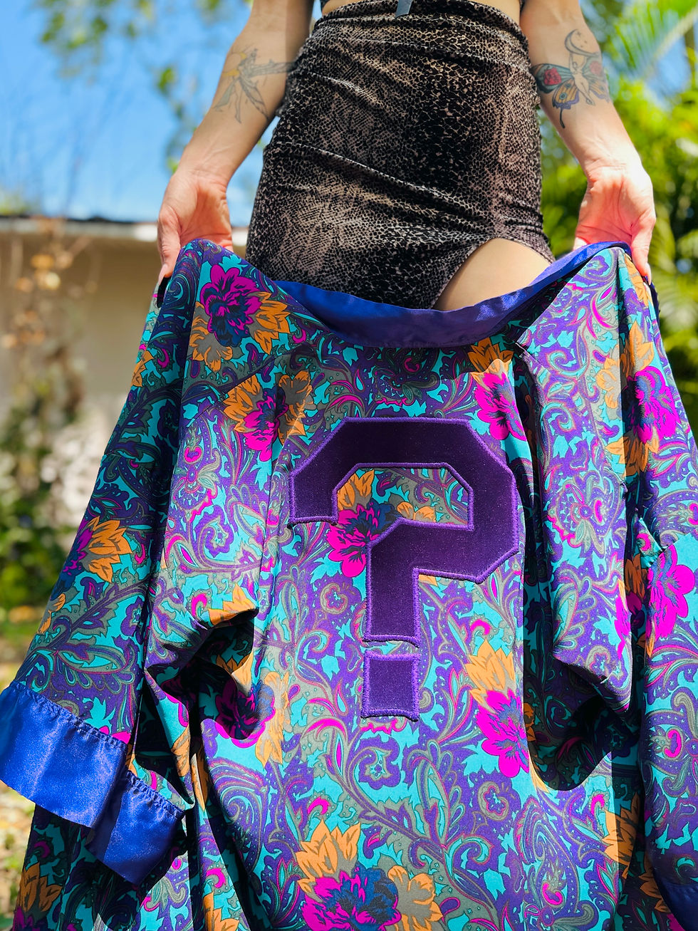 Thumbnail: OOAK Floral Paisley Tipper ? Robe - OSFM