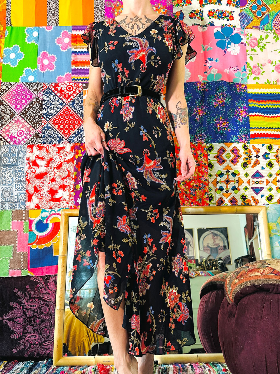 Thumbnail: 90s Flutter Sleeve Paisley Dress - M/L